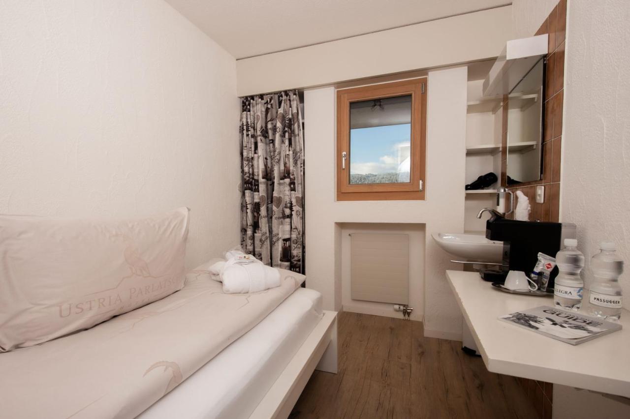 Hotel Ustria Parlatsch Trin Luaran gambar