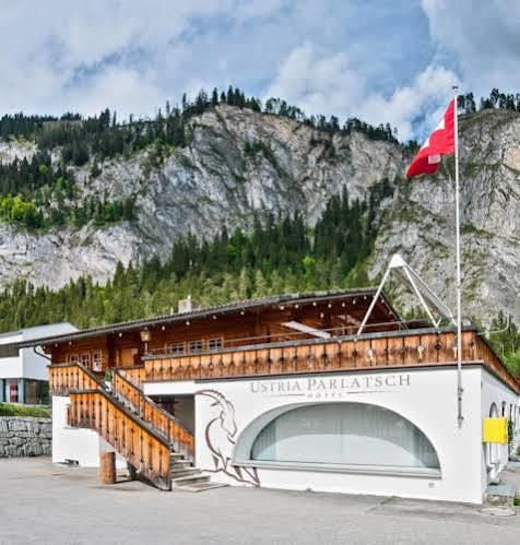 Hotel Ustria Parlatsch Trin Luaran gambar